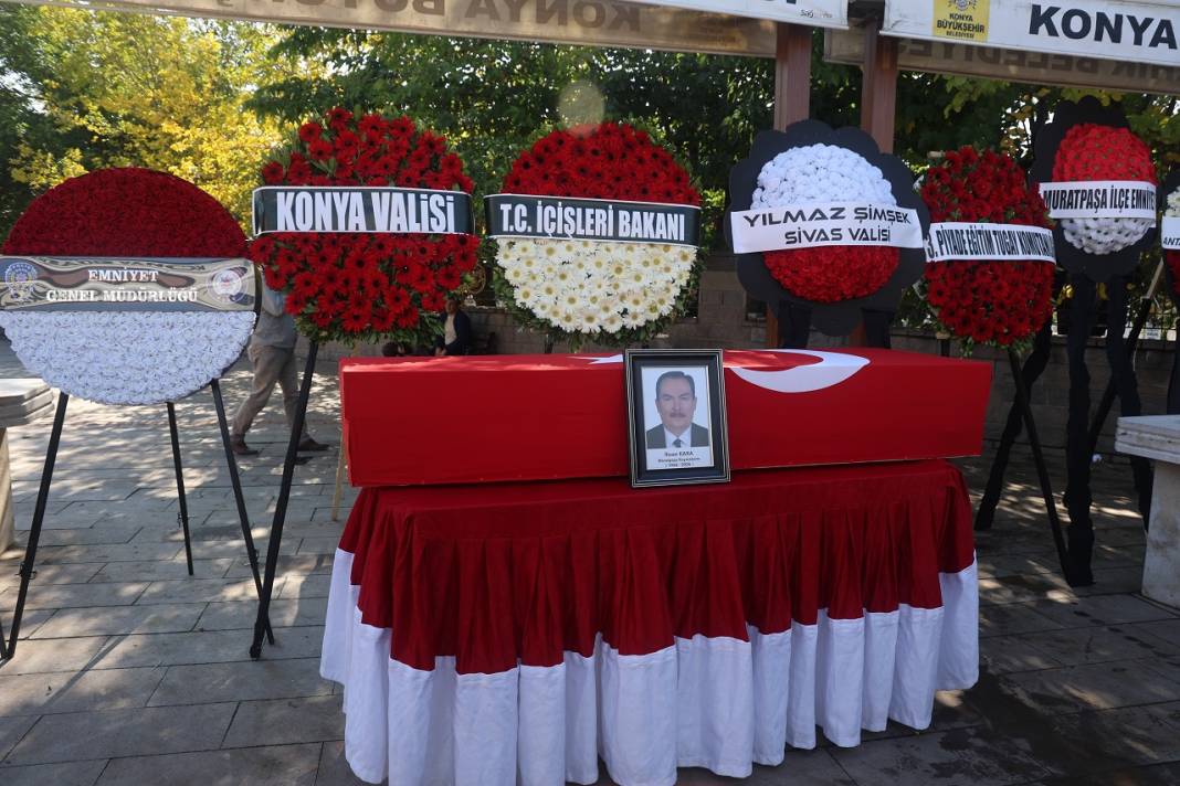 Konyalı Kaymakam İhsan kara Karatay'da toprağa verildi 1